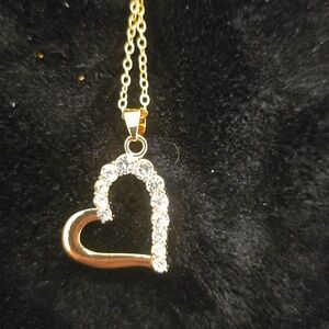 Gold diamond necklace